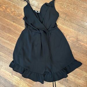Monteau Elegant Black Dress